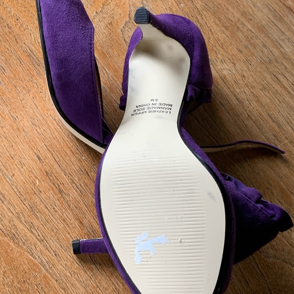 Preview Internantional Purple Suede Heels size 5 - Picture 4 of 4